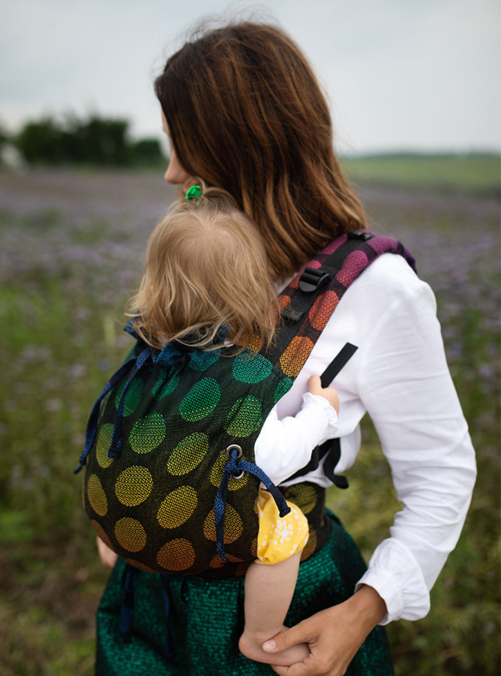 Kinder Hop Rastúce ergonomické nosítko Multi Soft Dots Rainbow Grey 100% bavlna, žakár