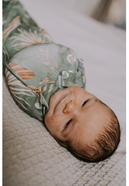 Zavinovačka Sleepee First Step Swaddle s čepičkou zdarma Bohemian Botanic