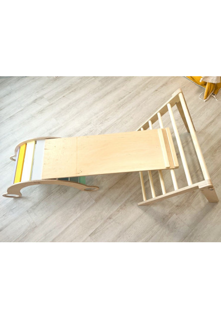 Montessori Piklerovej trojuholník light + doska 2v1 variant: natur okraje, modré priečky