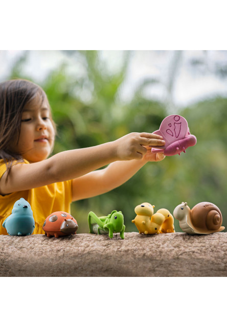 Garden Friends - hrkálka a hryzátko z prírodnej gumy (Motýľ)