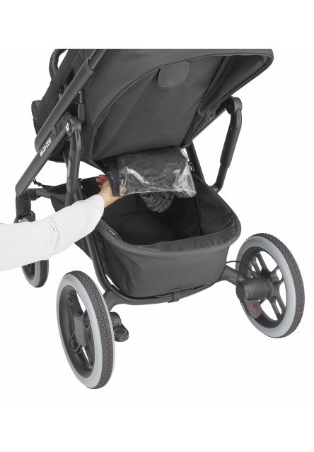 Lila XP kočík Essential Black