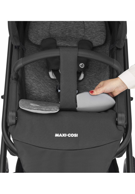 Lila XP kočík Essential Black