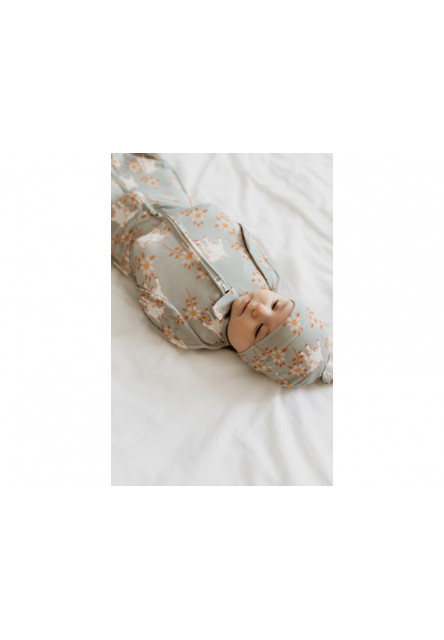 Zavinovačka Sleepee Second Step Swaddle s čepičkou zdarma Ivory Forest