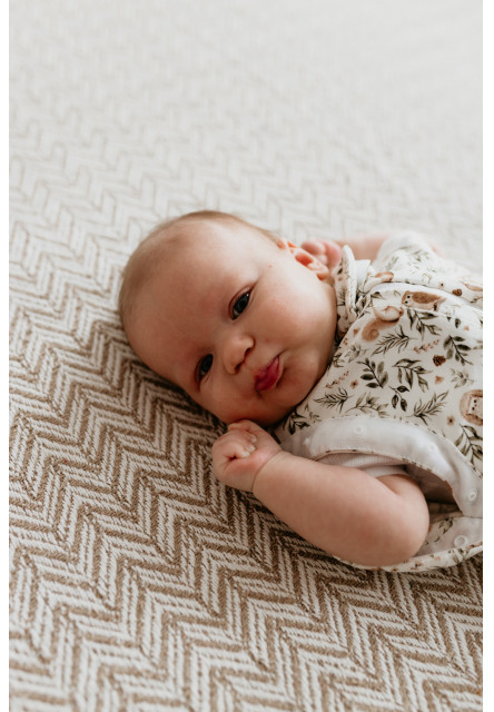 Zavinovačka Sleepee Second Step Swaddle s čepičkou zdarma Ivory Forest