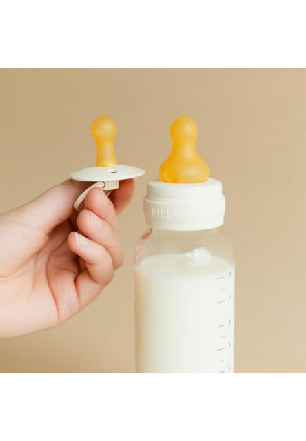 Antikoliková sklenená fľaša s kaučukovým cumlíkom 240ml (Ivory)