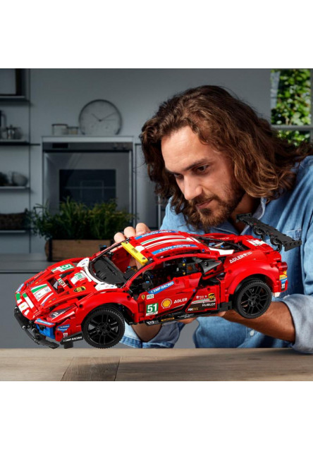 Ferrari 488 GTE „AF Corse #51”