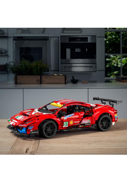 Ferrari 488 GTE „AF Corse #51”