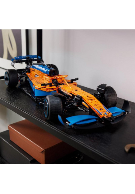 Pretekárske auto McLaren Formula 1