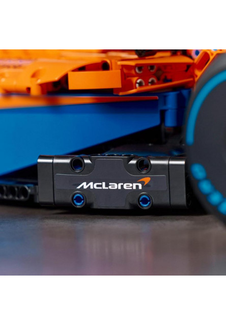 Pretekárske auto McLaren Formula 1