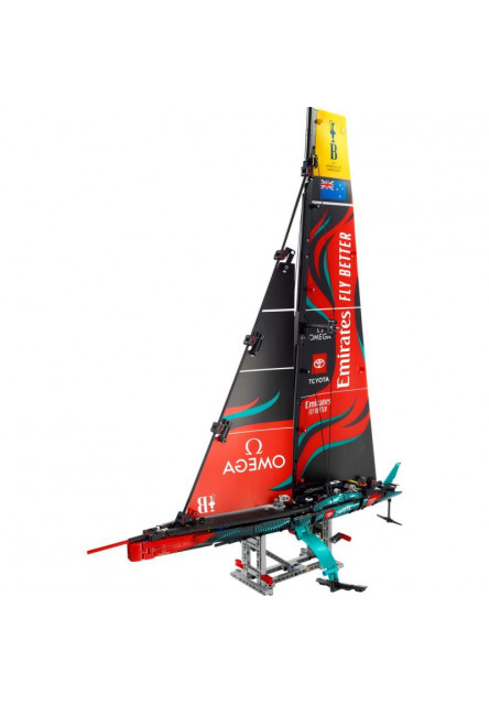 Jachta Emirates Team New Zealand AC75