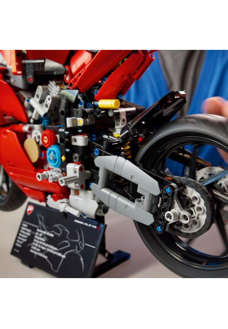 Motocykel Ducati Panigale V4 S