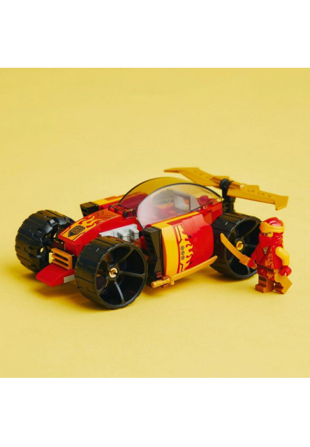 Kaiovo nindžovské pretekárske auto EVO