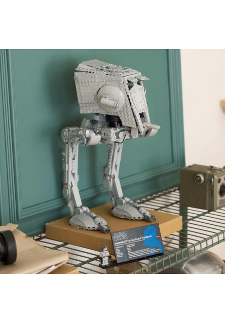 Chodec AT-ST™