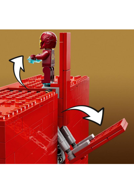 Logo MARVEL a minifigúrky