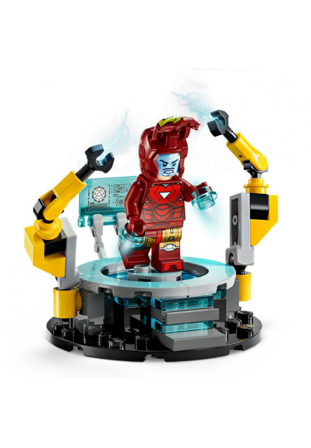 Iron Man a jeho laboratórium: Sieň brnenia