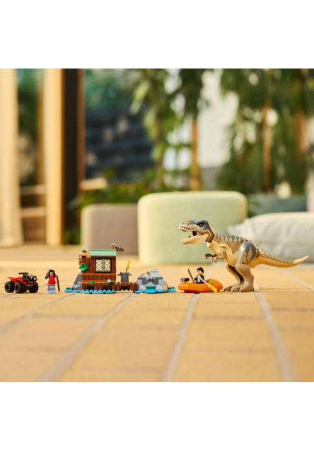 T-rex a útek po rieke