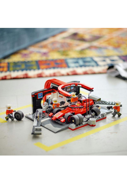 Zastávka v F1® a Pit Crew s autom Ferrari