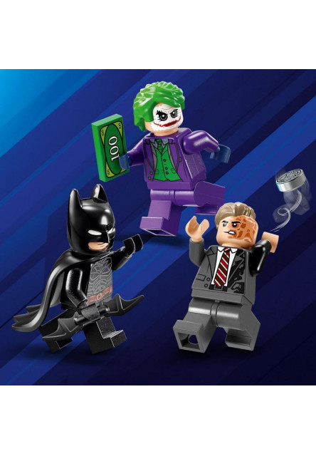 Batman™ Tumbler vs. Two-Face™ a Joker™