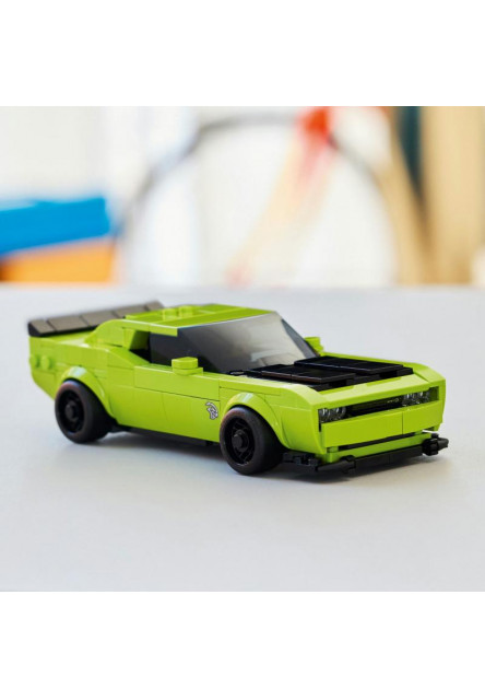 Športové auto Dodge Challenger SRT Hellcat