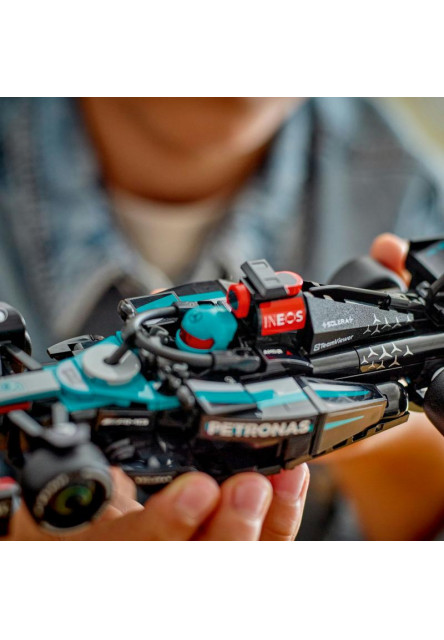 Pretekárske auto Mercedes-AMG F1® W15
