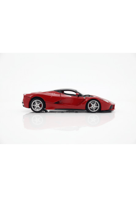 Bburago 1:24 Ferrari La Ferrari Red