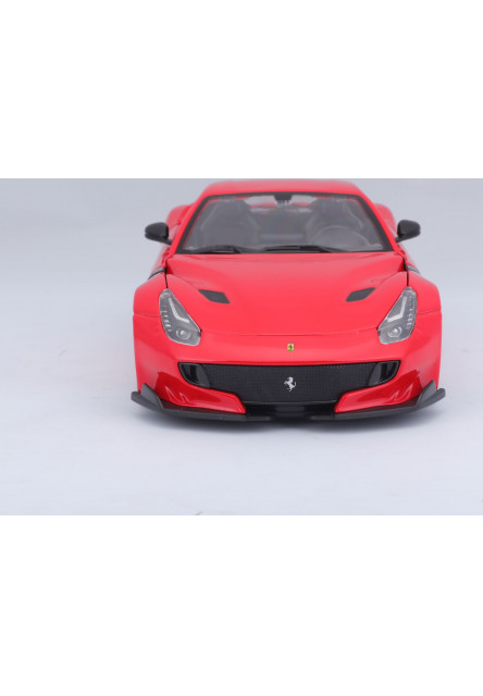 Bburago 1:24 Ferrari F12TDF Red