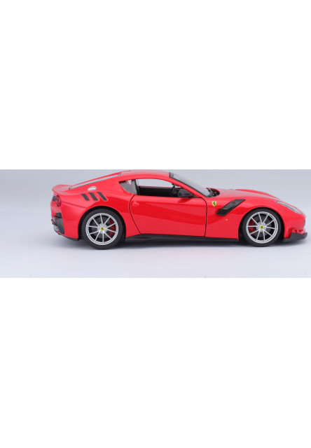 Bburago 1:24 Ferrari F12TDF Red