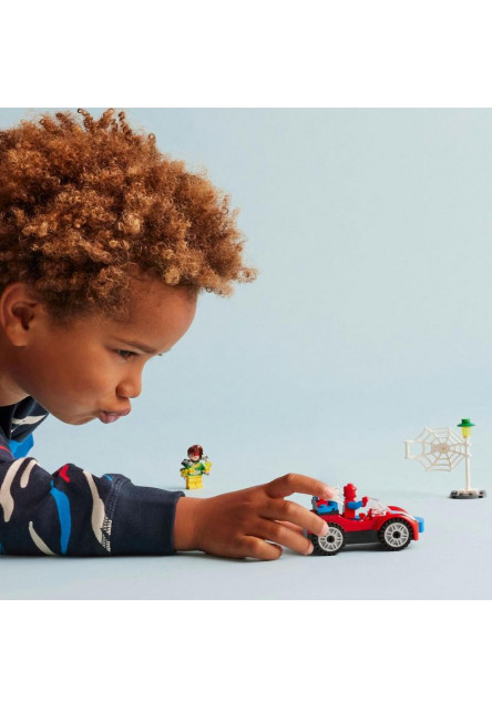 Spider-Man v aute a Doc Ock