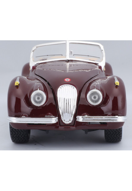 Bburago 1:24 Jaguar XK 120 Roadster (1951) Red