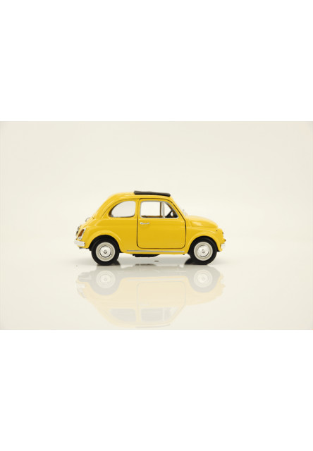 Bburago 1:24 Fiat 500 F 1965 Yellow