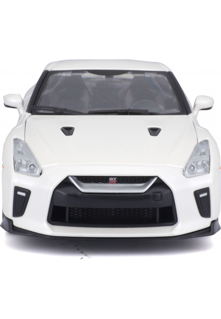 Bburago 1:24 Plus Nissan GT-R Metallic White