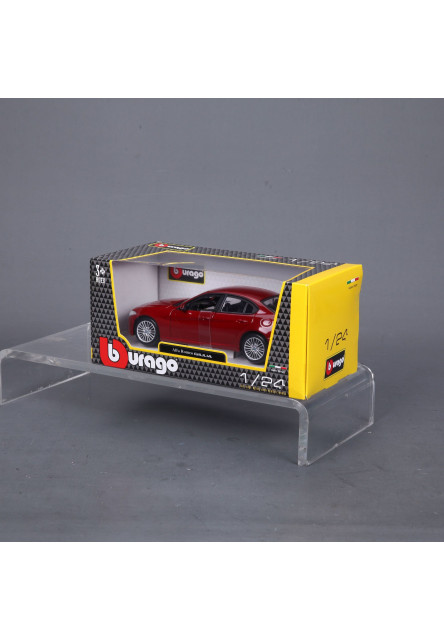 Bburago 1:24 Plus Alfa Romeo Giulia (2016) Metallic Red