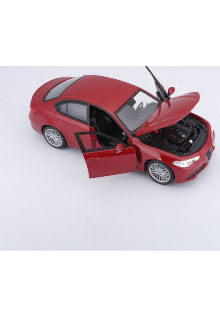 Bburago 1:24 Plus Alfa Romeo Giulia (2016) Metallic Red