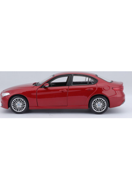 Bburago 1:24 Plus Alfa Romeo Giulia (2016) Metallic Red