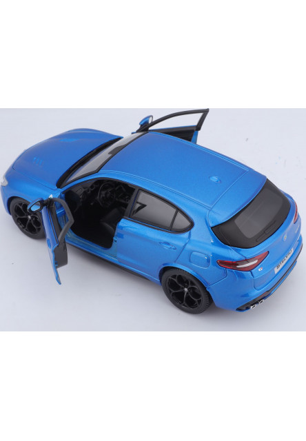 Bburago 1:24 Plus Alfa Romeo Stelvio Blue