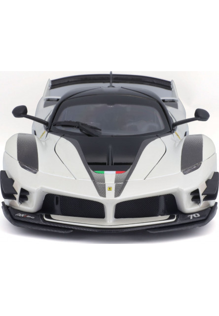 Bburago 1:18 Ferrari TOP  FXX-K EVO Nr.70 (white/black)