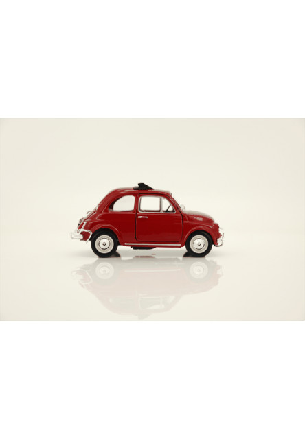 Bburago 1:24 Fiat 500L (1968) Red