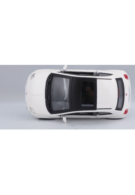 Bburago 1:24 Fiat 500 (2007) White