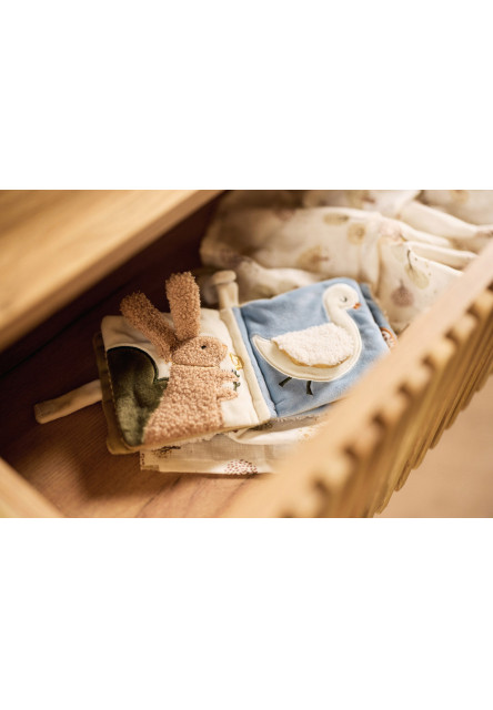 Textilná knižka s aktivitami Tiny Park