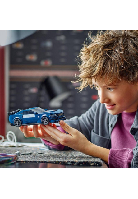 Športiak Ford Mustang Dark Horse