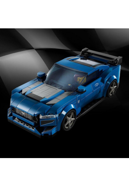 Športiak Ford Mustang Dark Horse