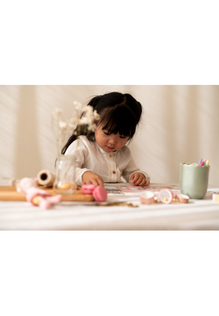 Knižka so samolepkami Nakupovanie Rosa