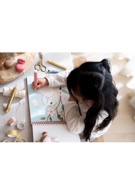 Omaľovánky s pastelkami Záhrada Rosa