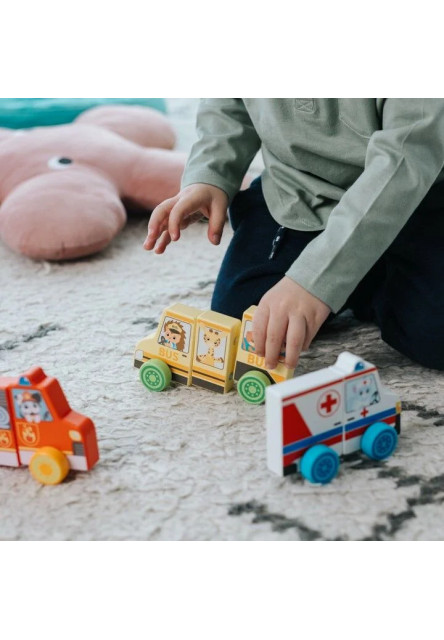 Trefl Magnetické vozidlo - Sanitka - 2 prvky