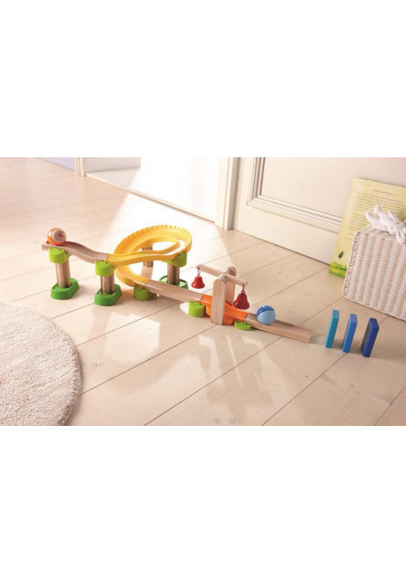 Kullerbu Drevená guličková dráha so zvončekmi a dominom