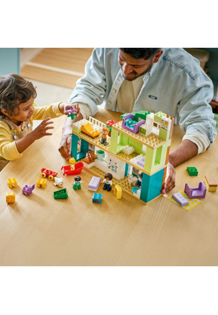 Moderný rodinný dom 3 v 1 s figúrkami