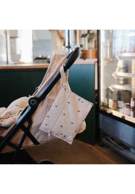 Vodeodolné vrecká mushie - bees - 2ks