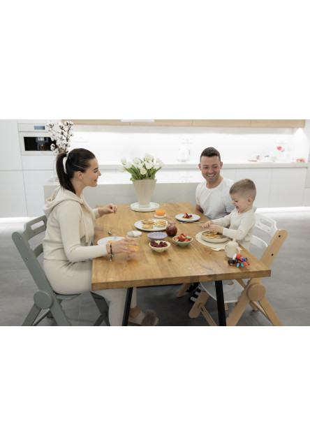 Drevená jedálenská stolička Clipp & Clapp, Pistacio Green