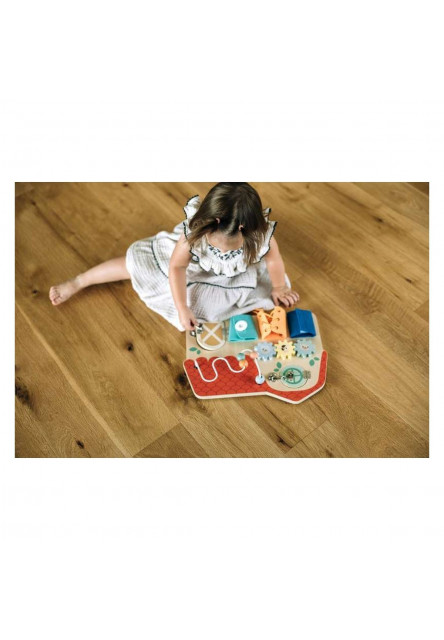 Free2Play Activity Board Domček