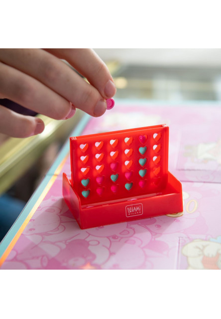 Box so 7 prekvapeniami Legami - 7 dní, 7 spôsobov, ako povedať „Milujem ťa“ - Love